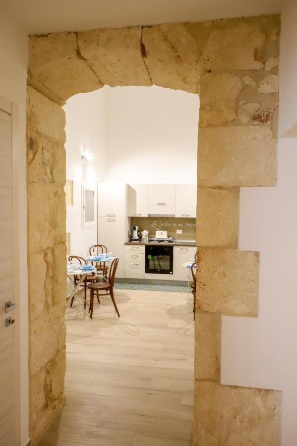 Bed and Breakfast La Sicilia In Un Sogno à Syracuse Extérieur photo