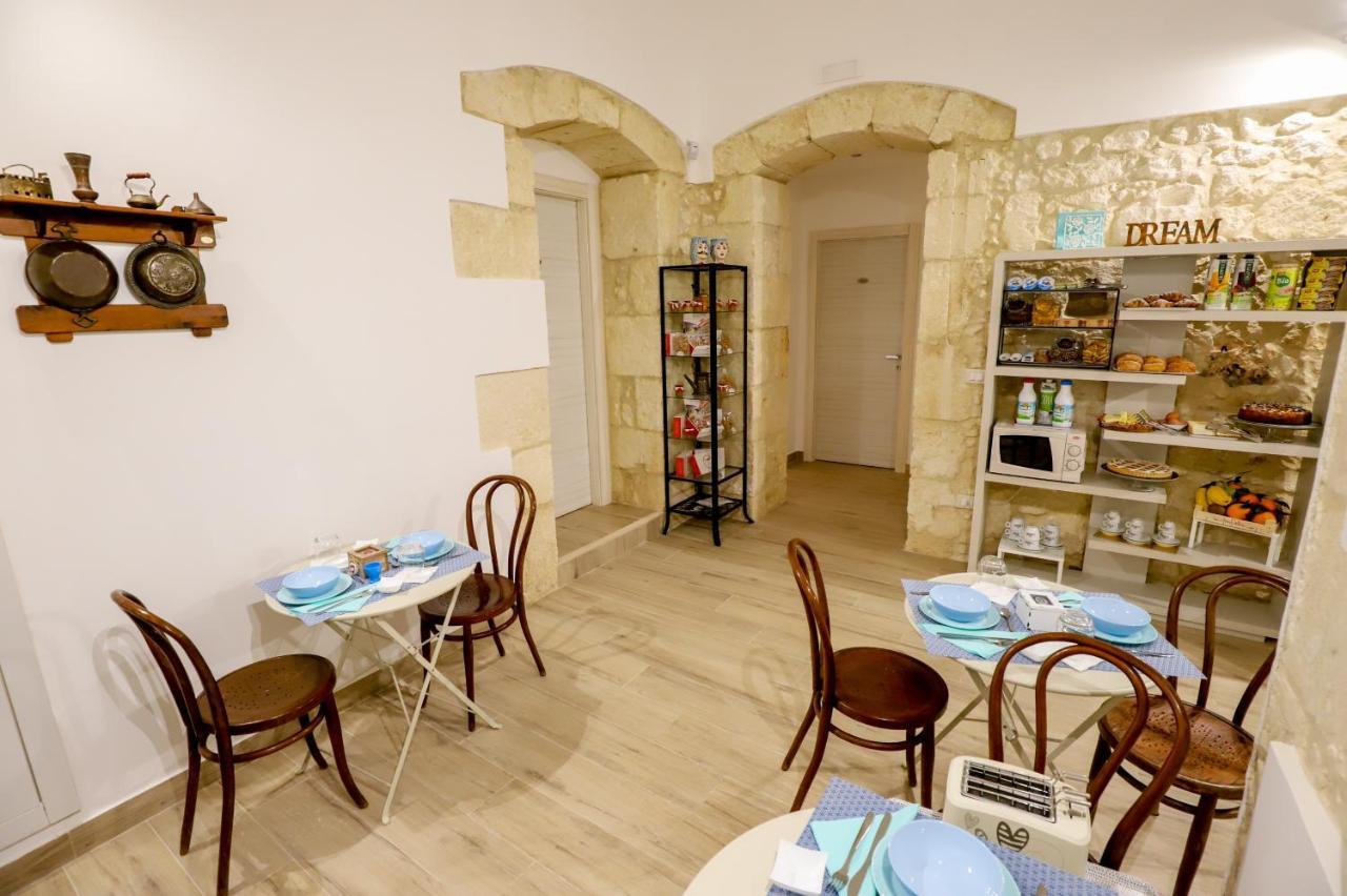 Bed and Breakfast La Sicilia In Un Sogno à Syracuse Extérieur photo